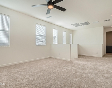 15550 S 181st Lane - Photo Thumbnail 11