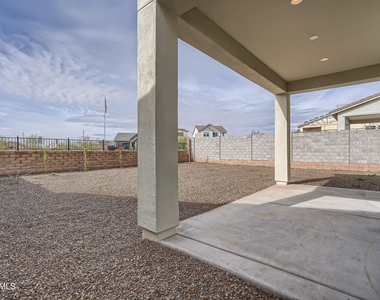 15550 S 181st Lane - Photo Thumbnail 25