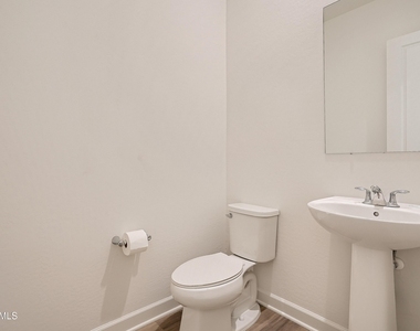15550 S 181st Lane - Photo Thumbnail 13