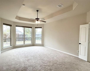10301 Matador Drive - Photo Thumbnail 13