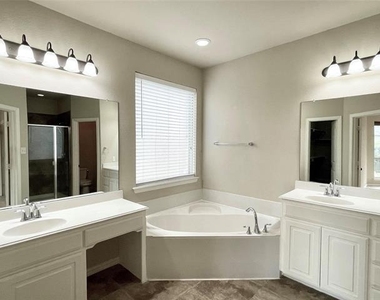 10301 Matador Drive - Photo Thumbnail 15