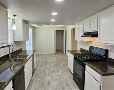1204 Laurie Avenue - Photo Thumbnail 19