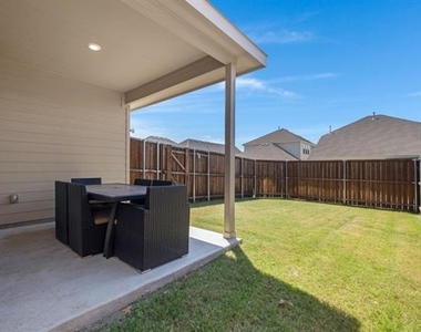 1224 Milfoil Drive - Photo Thumbnail 13