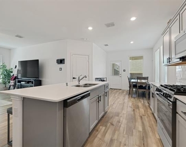 1224 Milfoil Drive - Photo Thumbnail 11