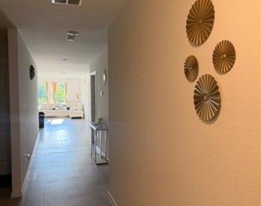 1817 Ventasso Boulevard - Photo Thumbnail 13