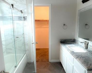 9309 Stonewood Drive - Photo Thumbnail 13