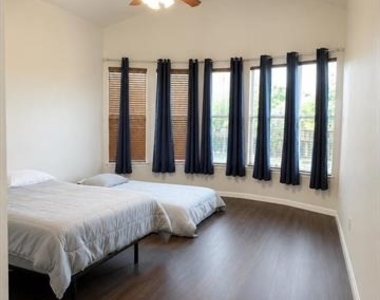 9309 Stonewood Drive - Photo Thumbnail 33
