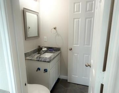 9309 Stonewood Drive - Photo Thumbnail 14