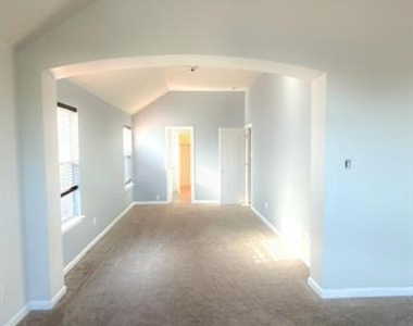 9309 Stonewood Drive - Photo Thumbnail 15