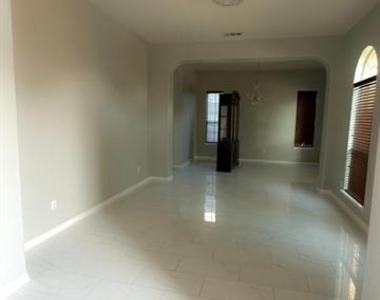 9309 Stonewood Drive - Photo Thumbnail 26