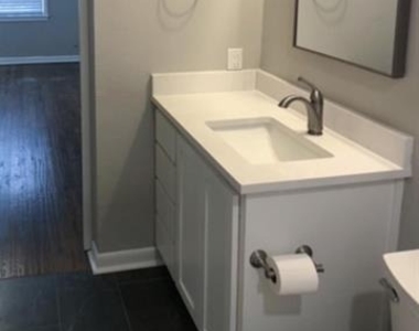 602 W 3rd Street - Photo Thumbnail 11