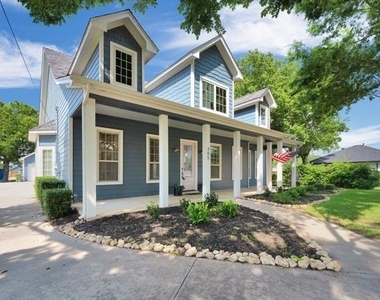 305 Main Street - Photo Thumbnail 4