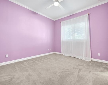 305 Main Street - Photo Thumbnail 22