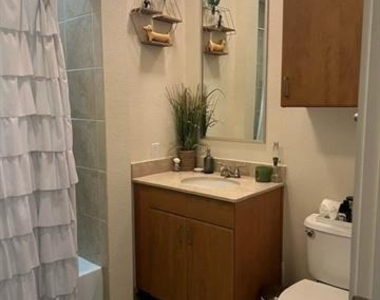 6919 Sumner Street - Photo Thumbnail 8