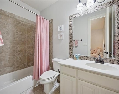 580 Butchart Drive - Photo Thumbnail 28