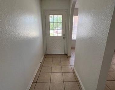 4826 Stonecrest Court - Photo Thumbnail 2