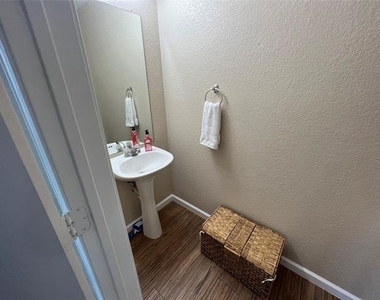 9953 Mount Pheasant Road - Photo Thumbnail 9