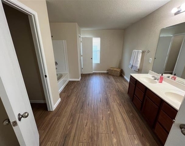 9953 Mount Pheasant Road - Photo Thumbnail 11