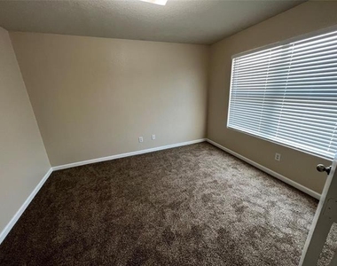 9953 Mount Pheasant Road - Photo Thumbnail 6