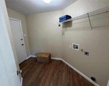 9953 Mount Pheasant Road - Photo Thumbnail 14