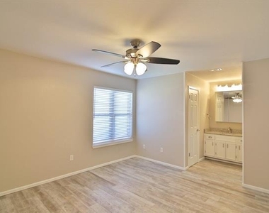5417 Castle Road - Photo Thumbnail 7