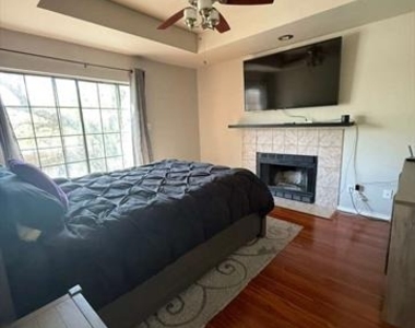 5100 Verde Valley Lane - Photo Thumbnail 12