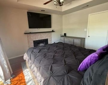 5100 Verde Valley Lane - Photo Thumbnail 11