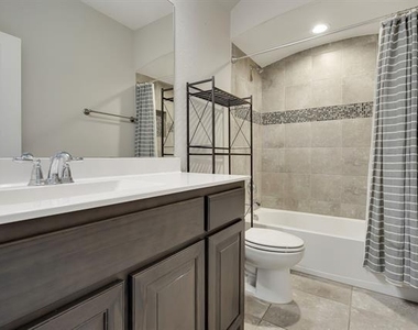 1513 Canary Lane - Photo Thumbnail 26