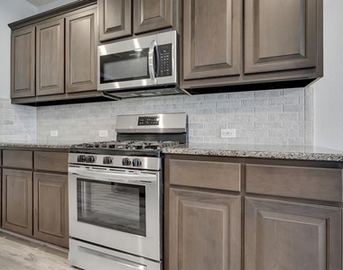 1513 Canary Lane - Photo Thumbnail 7
