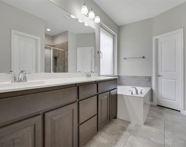 1513 Canary Lane - Photo Thumbnail 15