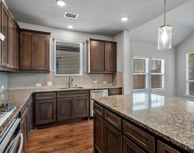 3304 Lake Palestine Road - Photo Thumbnail 11