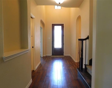 2925 Morning Star Drive - Photo Thumbnail 5