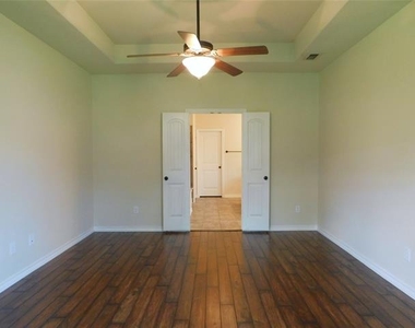 2925 Morning Star Drive - Photo Thumbnail 17