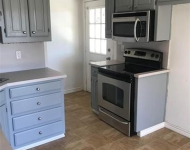 290 N Laramie Circle - Photo Thumbnail 9
