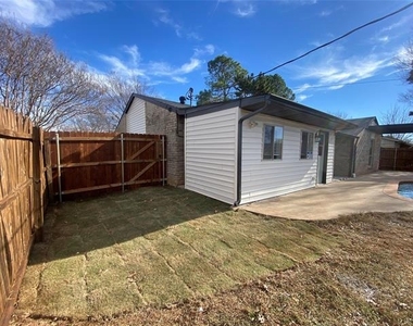 3714 Lasalle Drive - Photo Thumbnail 25