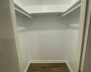 3714 Lasalle Drive - Photo Thumbnail 11