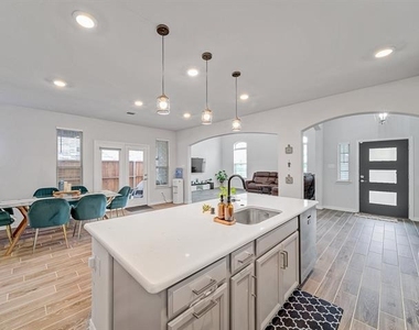 1144 Western Yarrow Avenue - Photo Thumbnail 13