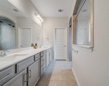 1144 Western Yarrow Avenue - Photo Thumbnail 20