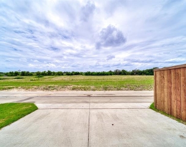1144 Western Yarrow Avenue - Photo Thumbnail 31