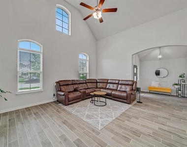 1144 Western Yarrow Avenue - Photo Thumbnail 6