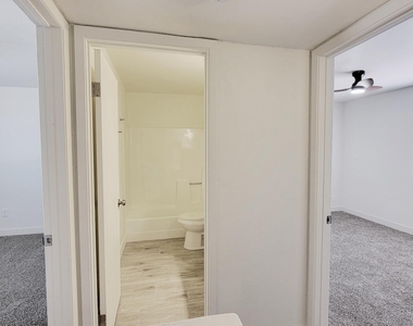 6203 E Glencove Street - Photo Thumbnail 19