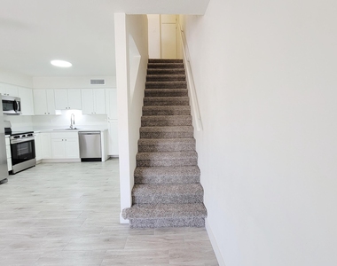 6203 E Glencove Street - Photo Thumbnail 18