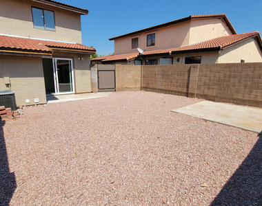 6203 E Glencove Street - Photo Thumbnail 32