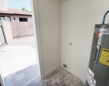 6203 E Glencove Street - Photo Thumbnail 31