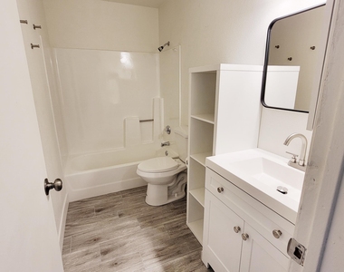 6203 E Glencove Street - Photo Thumbnail 22