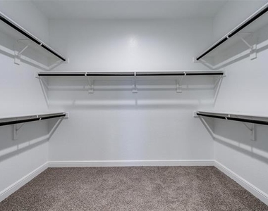 11536 Wolfhound Drive - Photo Thumbnail 18