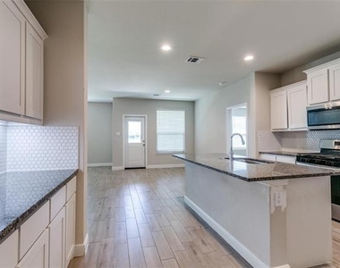 11536 Wolfhound Drive - Photo Thumbnail 9