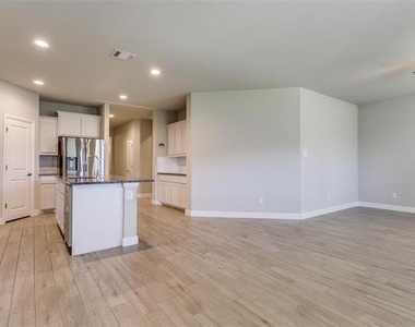 11536 Wolfhound Drive - Photo Thumbnail 10