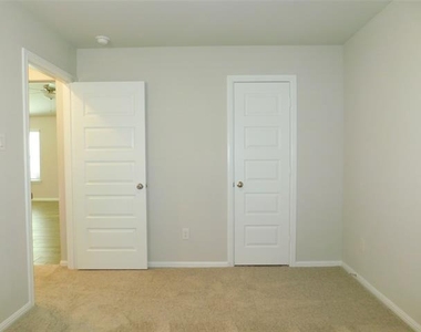 14017 Earlham Street - Photo Thumbnail 17