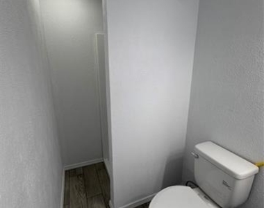 5818 E University Boulevard - Photo Thumbnail 16